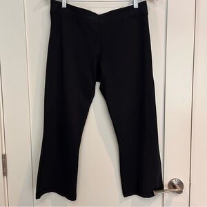 Lululemon Black Capris